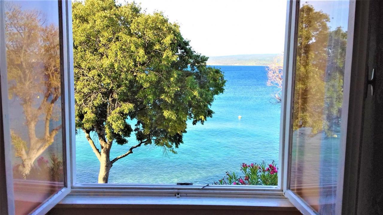 Branko Fabijanic Front Row By The Sea Apartment Selce Exterior photo