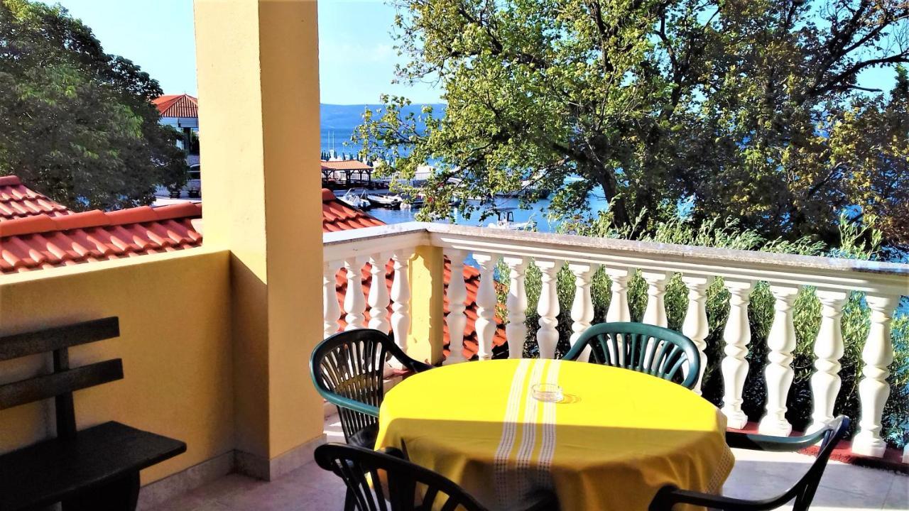 Branko Fabijanic Front Row By The Sea Apartment Selce Exterior photo
