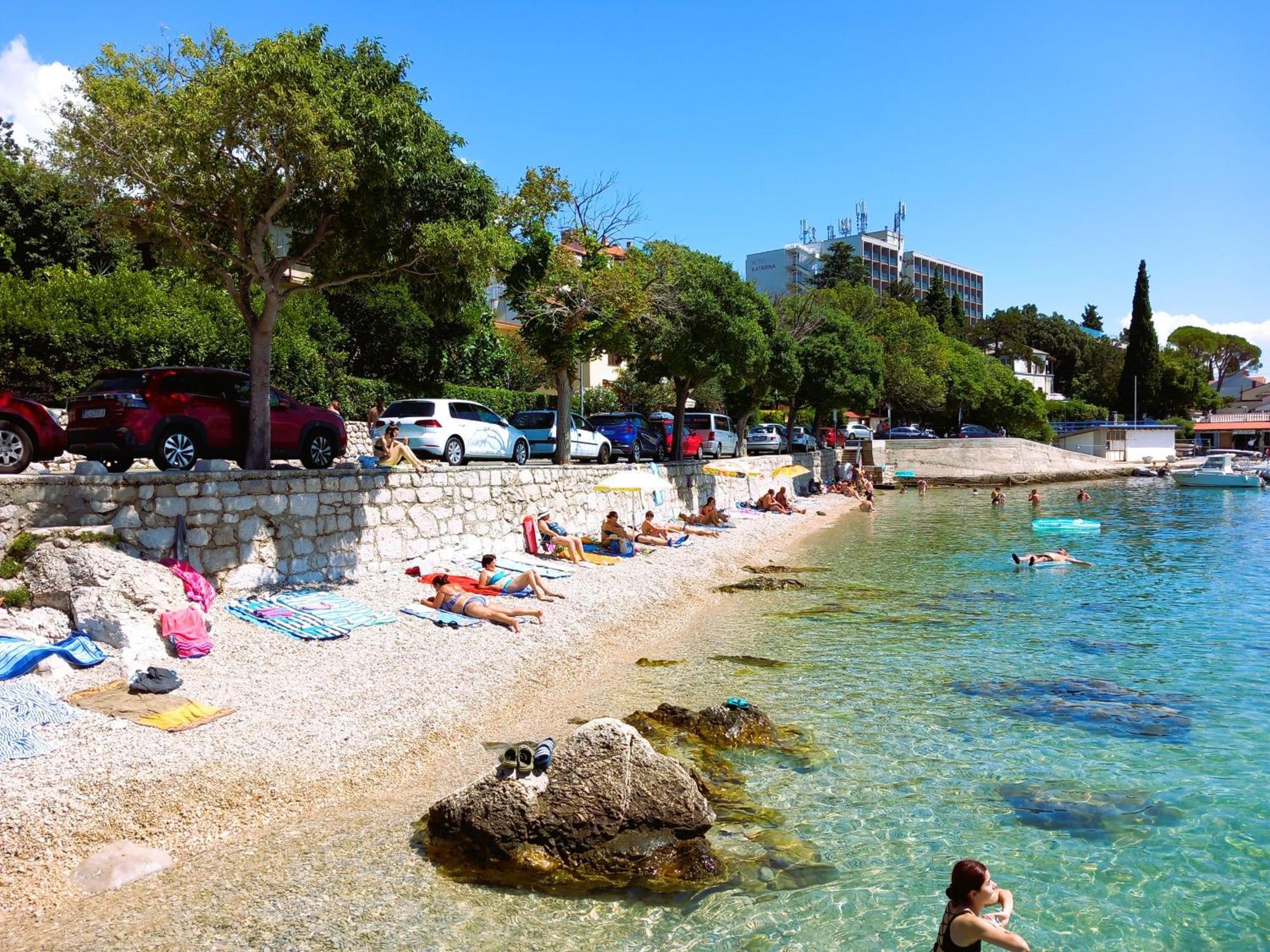 Branko Fabijanic Front Row By The Sea Apartment Selce Exterior photo